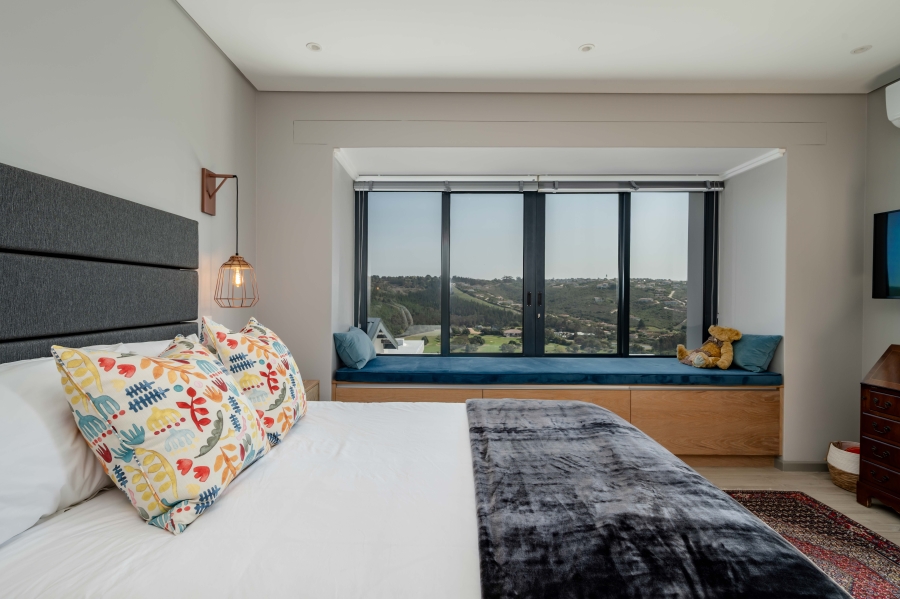 4 Bedroom Property for Sale in Brackenridge Western Cape